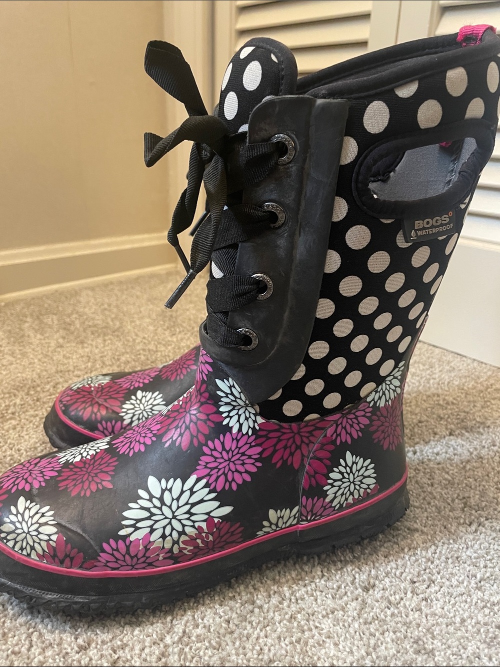 Bogs Kids Casey Pompons waterproof Boots w/ Pink & White Floral Accents Sz 5